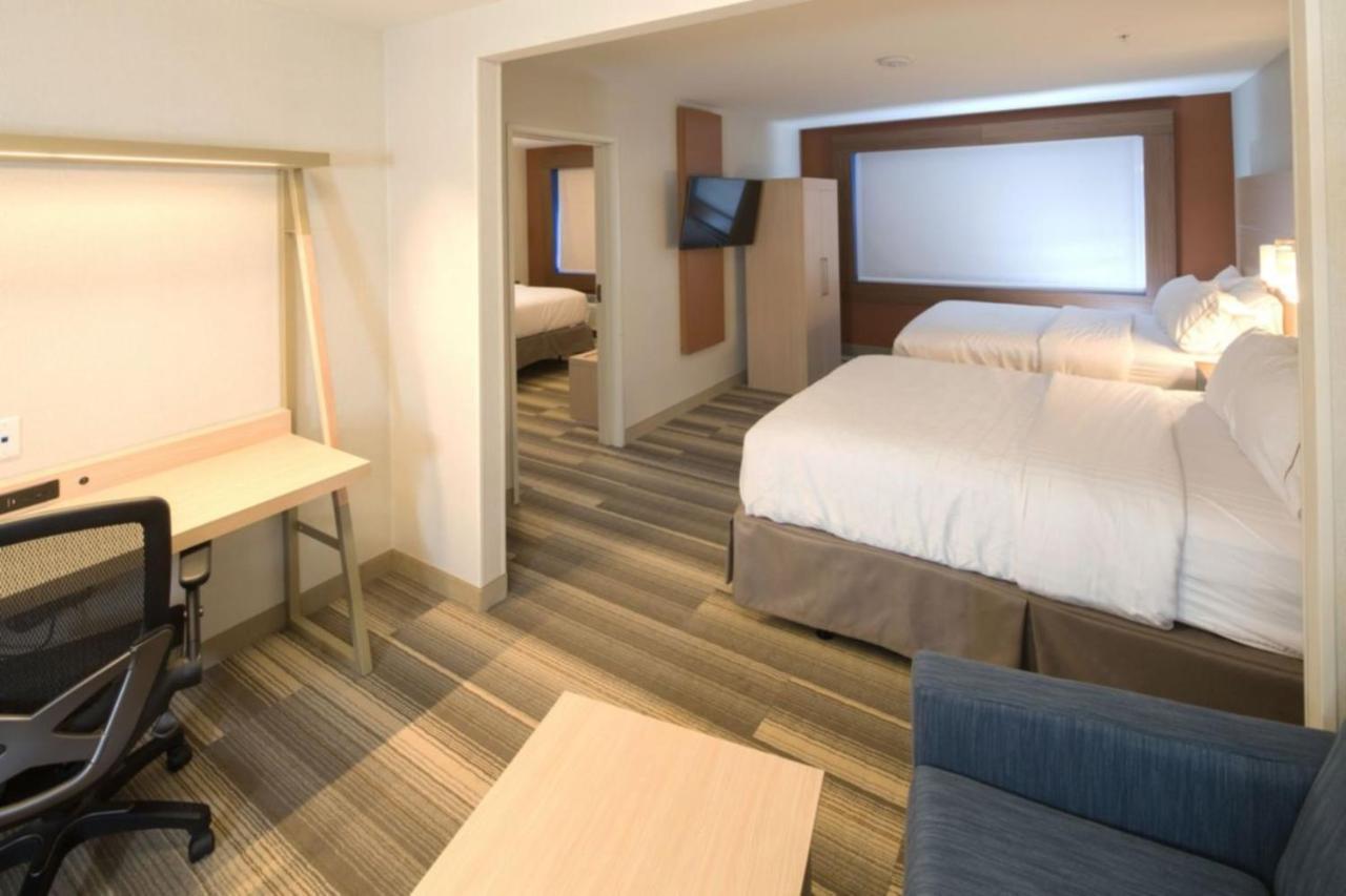Holiday Inn Express & Suites - Portage By Ihg Экстерьер фото