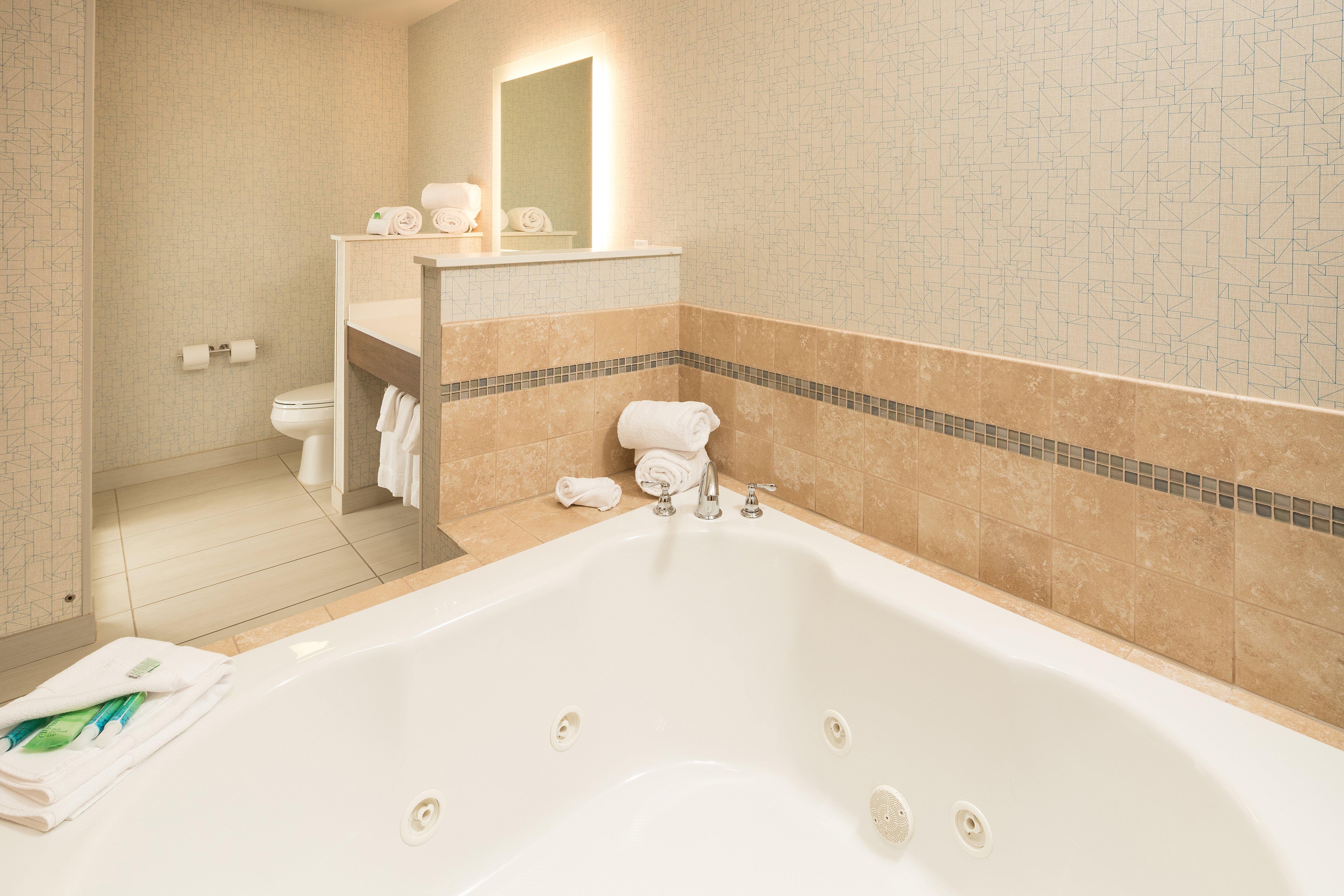 Holiday Inn Express & Suites - Portage By Ihg Экстерьер фото