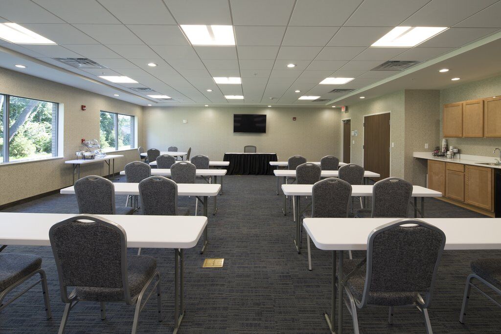 Holiday Inn Express & Suites - Portage By Ihg Экстерьер фото