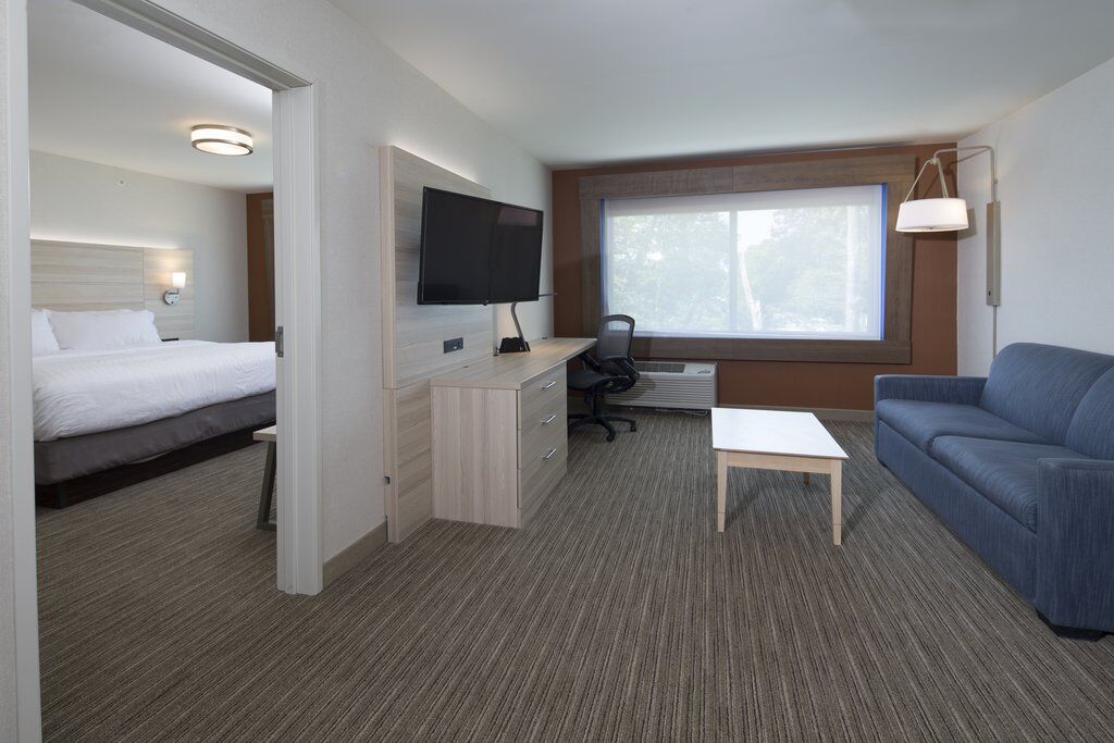 Holiday Inn Express & Suites - Portage By Ihg Экстерьер фото