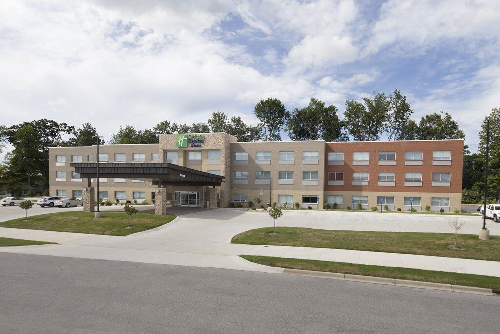 Holiday Inn Express & Suites - Portage By Ihg Экстерьер фото