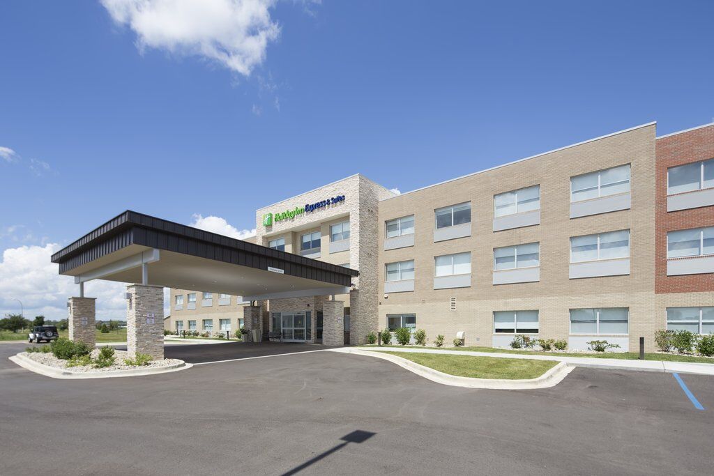 Holiday Inn Express & Suites - Portage By Ihg Экстерьер фото